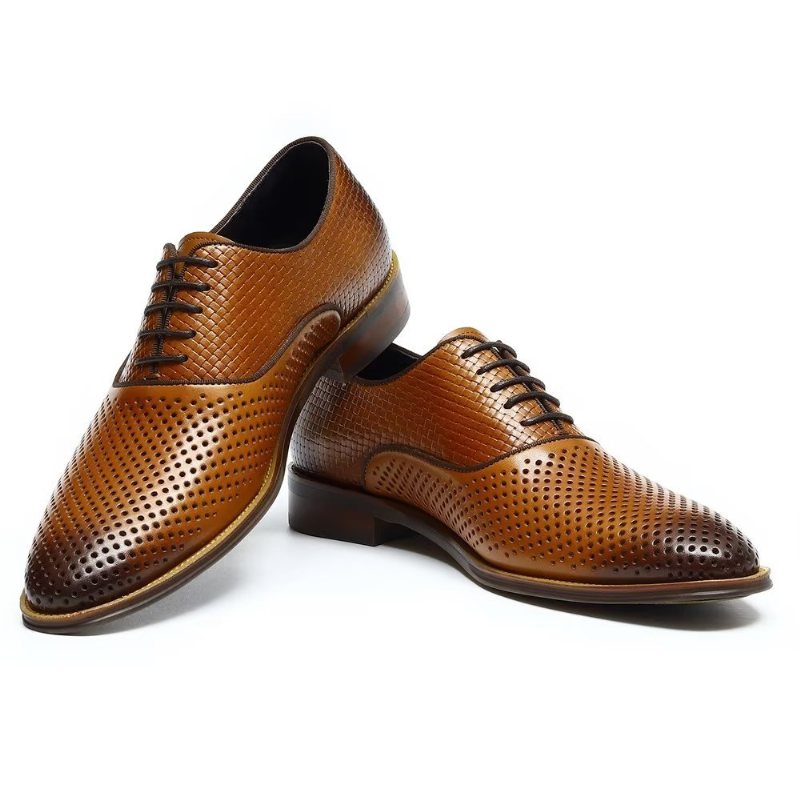 Ανδρικά Επίσημα Παπούτσια Ανάγλυφα Elegance Exotic Round Toe Oxford Φόρεμα - Καφέ