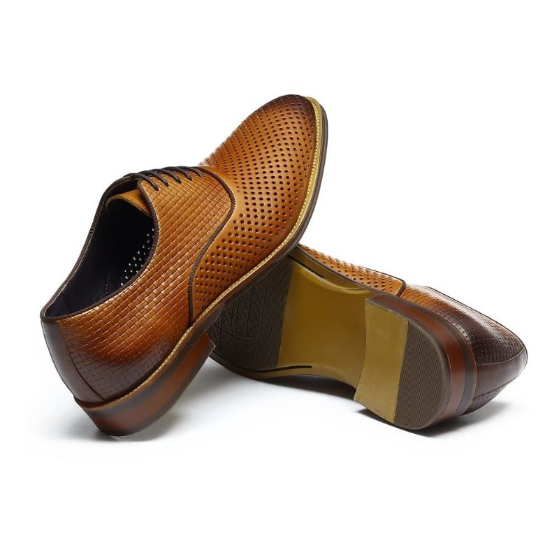 Ανδρικά Επίσημα Παπούτσια Ανάγλυφα Elegance Exotic Round Toe Oxford Φόρεμα - Καφέ