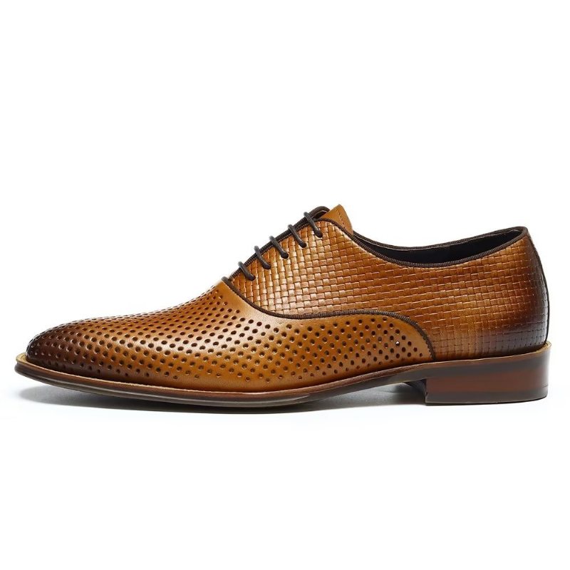 Ανδρικά Επίσημα Παπούτσια Ανάγλυφα Elegance Exotic Round Toe Oxford Φόρεμα - Καφέ