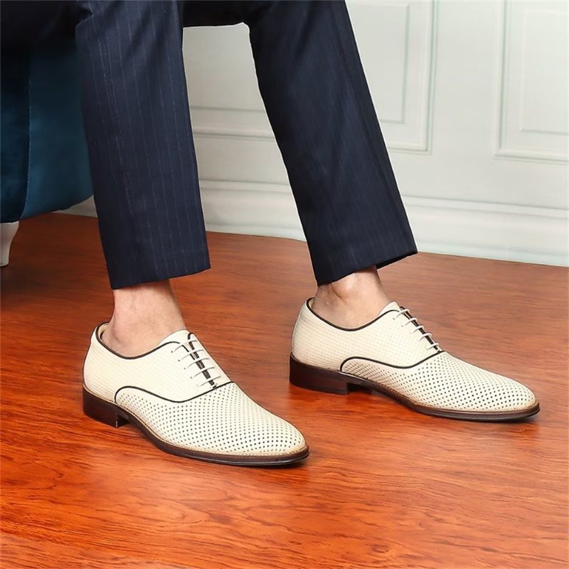 Ανδρικά Επίσημα Παπούτσια Ανάγλυφα Elegance Exotic Round Toe Oxford Φόρεμα - Μπεζ