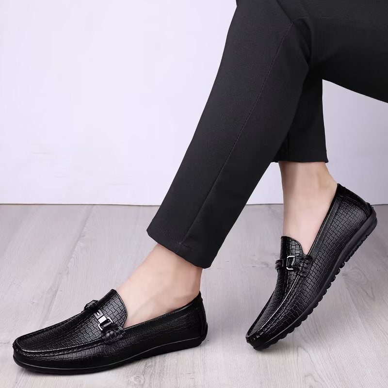 Ανδρικά Παπούτσια Casual Chic Pu Slip-on Μοκασίνια Με Μεταλλικό Στυλ - Μαύρο