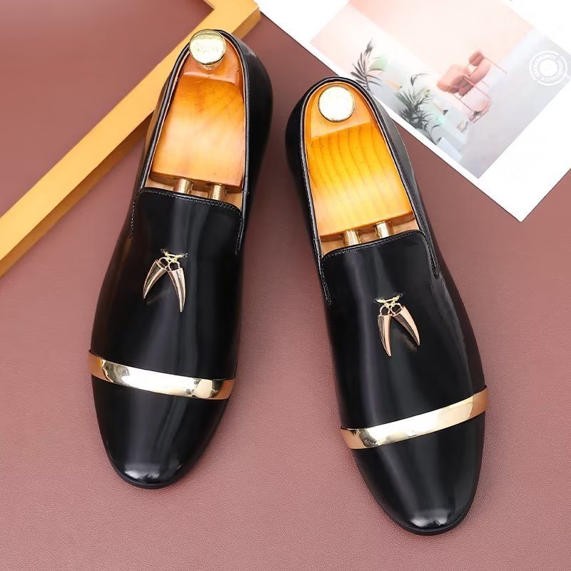 Ανδρικά Παπούτσια Casual Κομψά Μεταλλικά Slip-on - Μαύρο